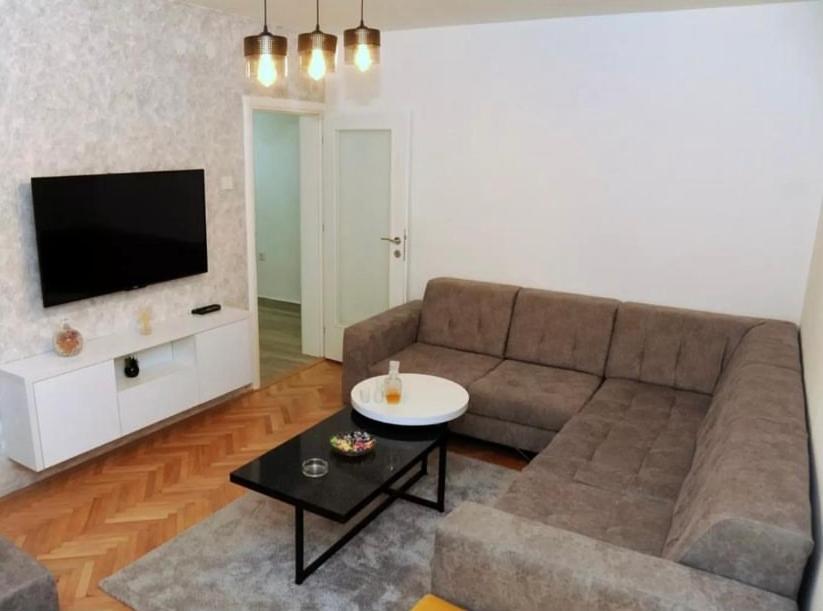 Apartman Oaza Niksic Exterior photo